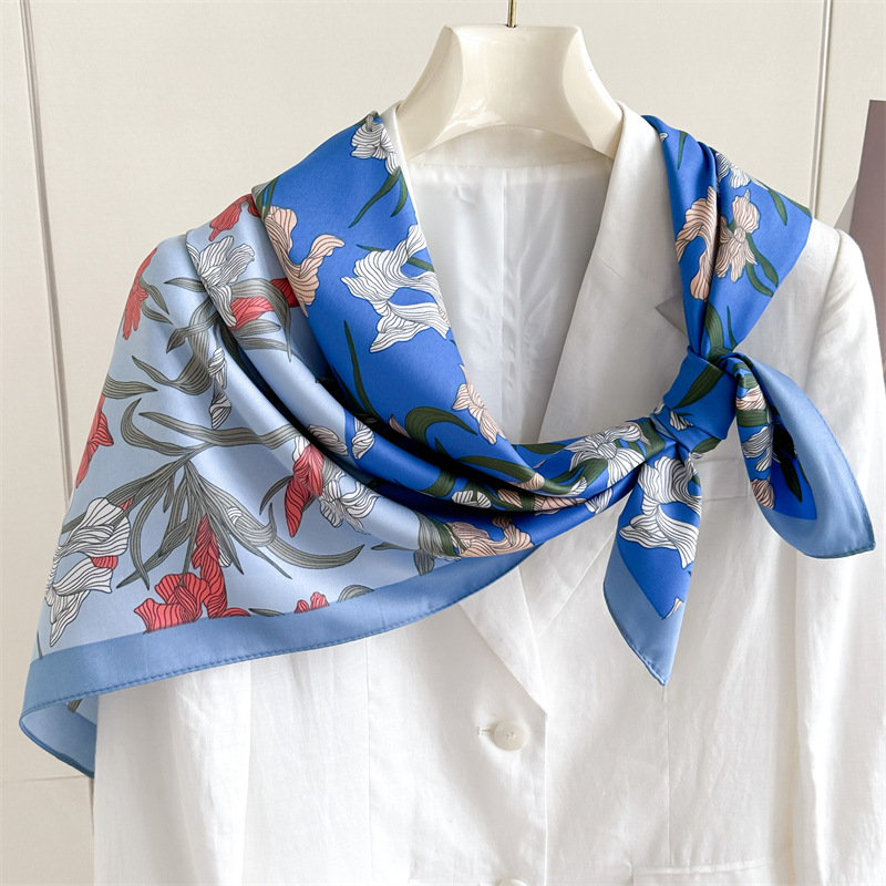 Foulard Design Custom Lady Square Seidenschals